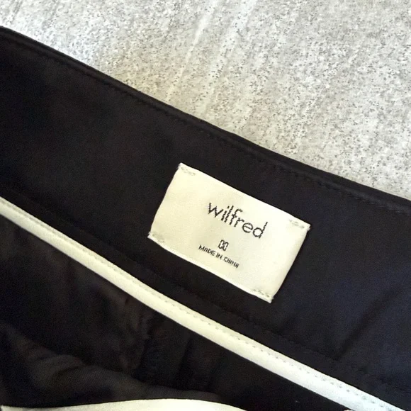 Aritzia Wilfred silky black with white stripe pants size 00 - Picture 4 of 8